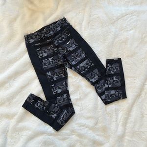 Nike Dri Fit Running Leggings Black Grey Size XS NWOT